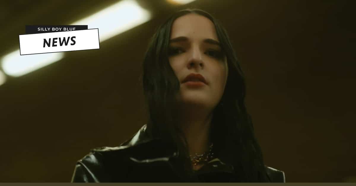 Silly Boy Blue sur l’escalator de la résilience avec « The Riddle